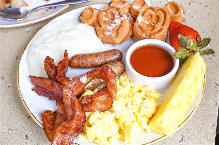 Disney Character Breakfast at Makahiki dining photo