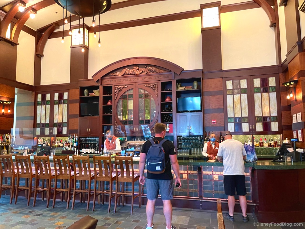 Hearthstone Lounge dining photo