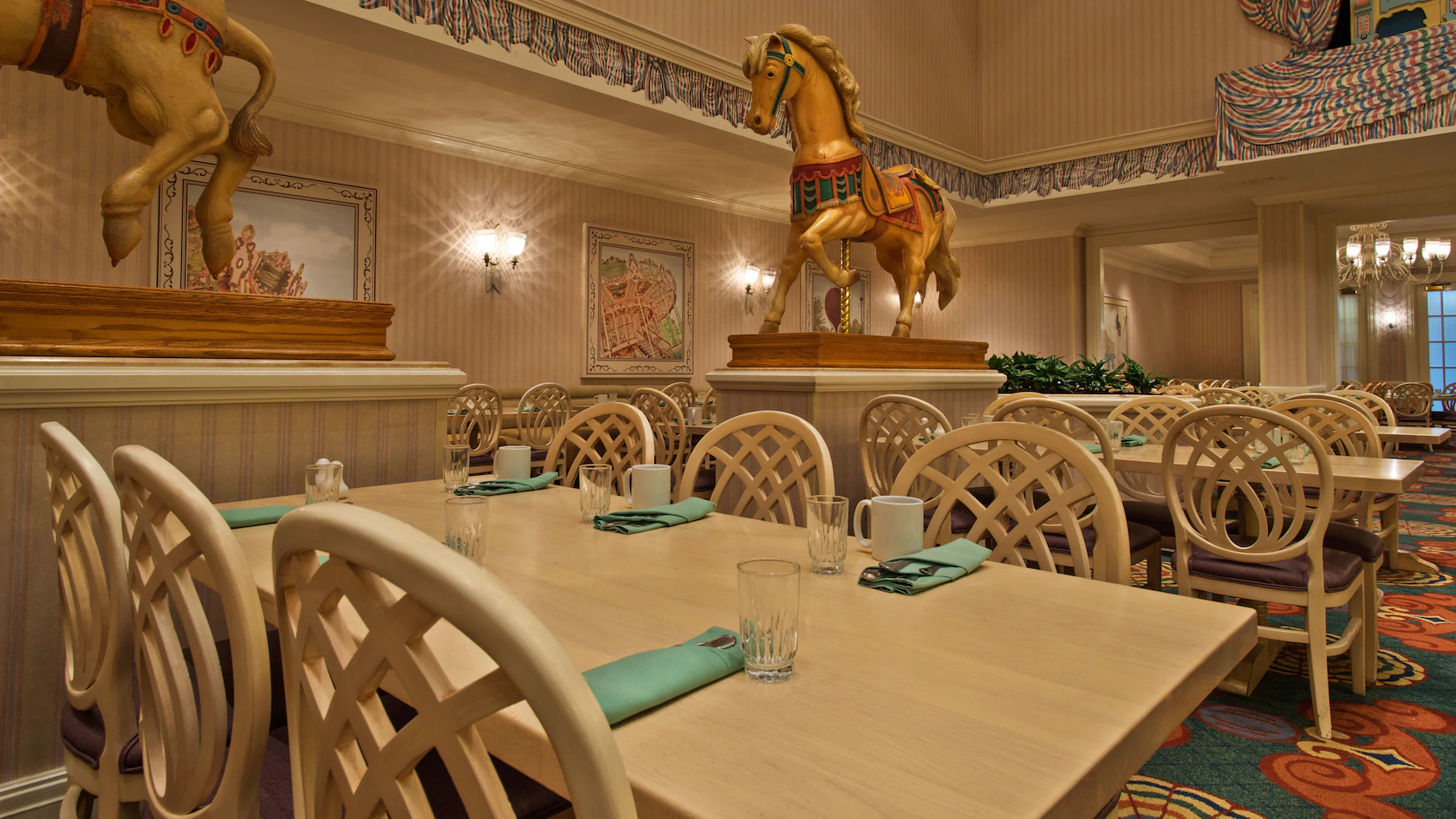 1900 Park Fare dining photo