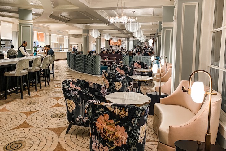 Citricos Lounge dining photo