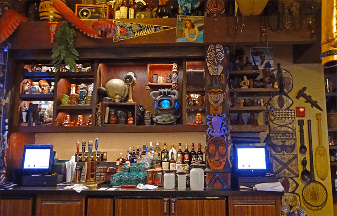 Trader Sam's Grog Grotto dining photo