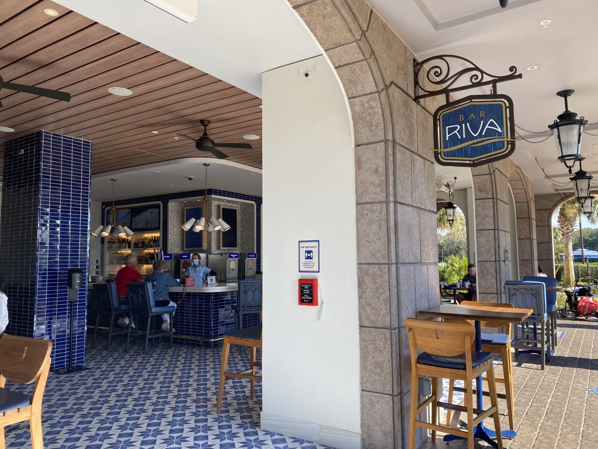 Bar Riva dining photo